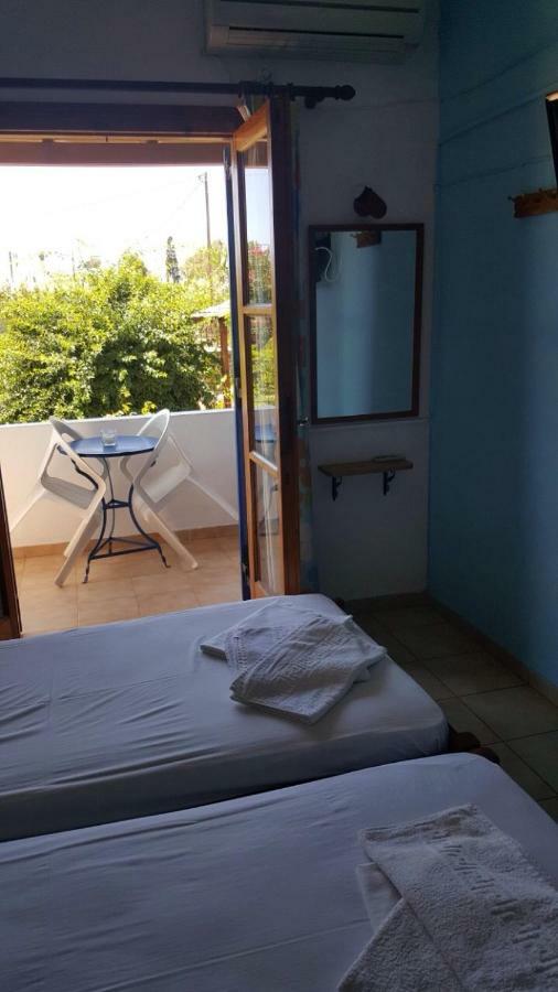 Esperides Apartment Batsi  Exterior photo